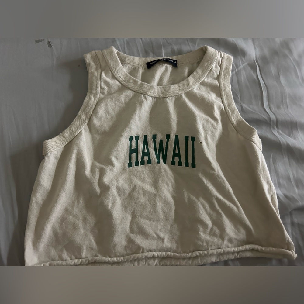 Crop top white shirt that has the Hawaii letters on the shirt